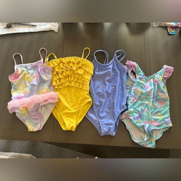 wonder nation Other - Lot of 4 Vibrant One Piece Swimsuits size 4T